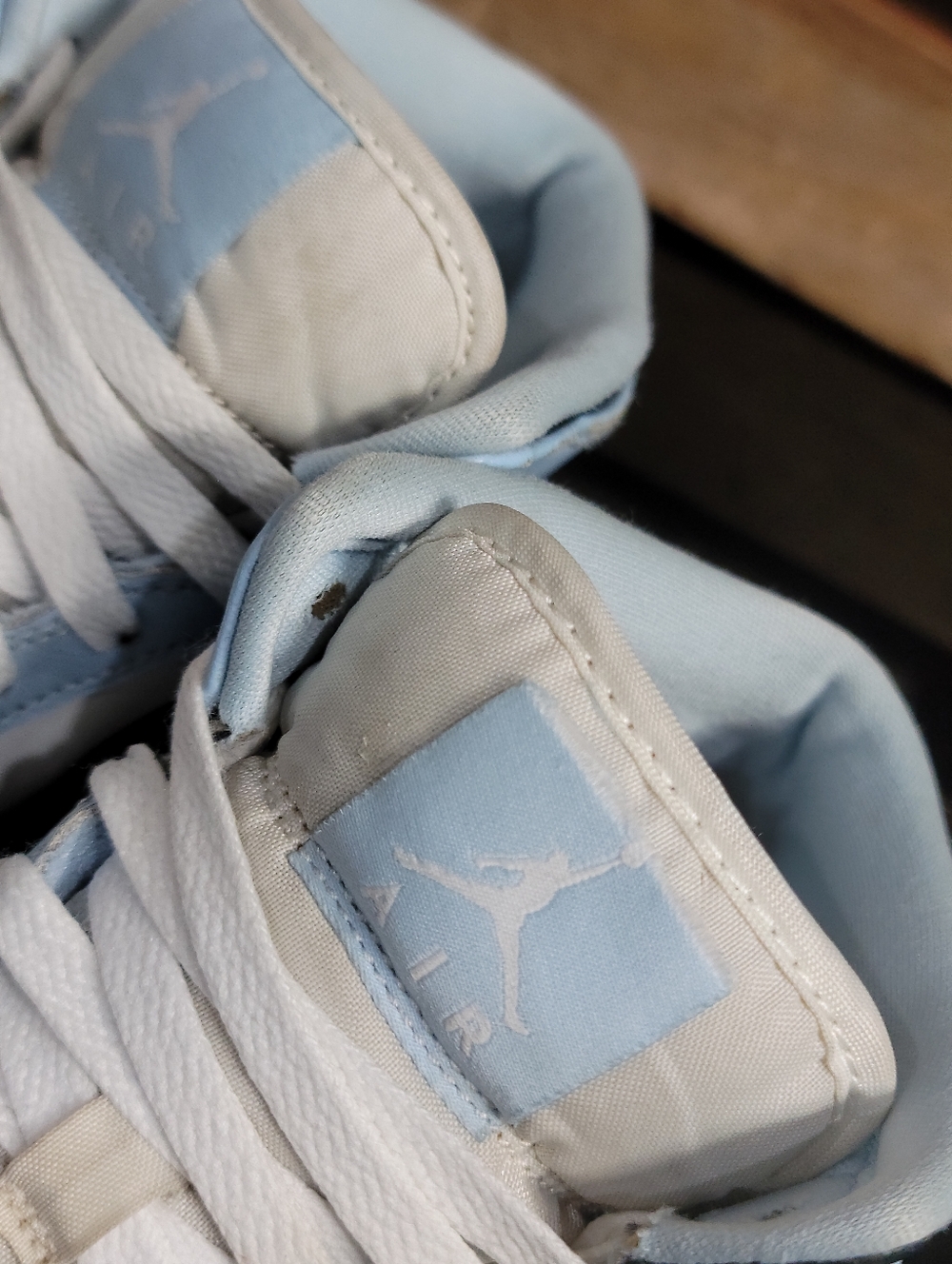 Nike Air Jordan 1 Mid "Ice Blue" Wmns 6.5 Ships Today - Picture 13 of 15
